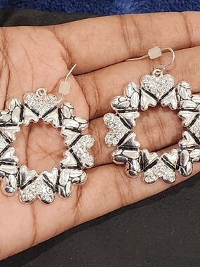 Sparkling Silver Heart Wreath Hoop Earrings -